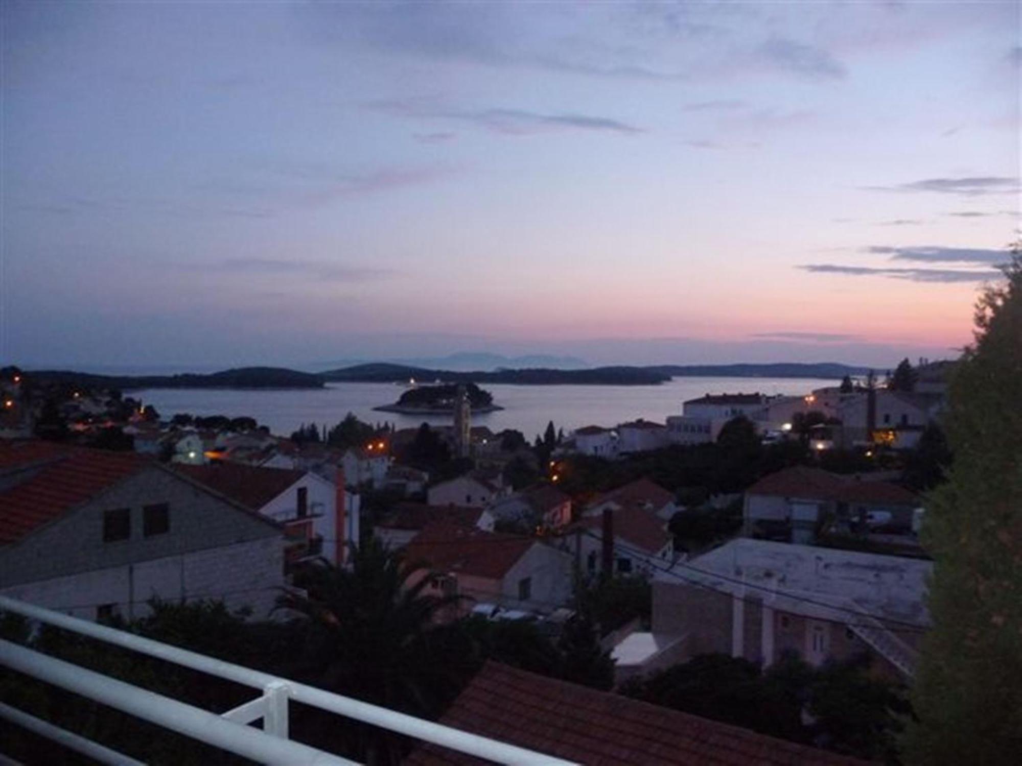Apartment On Hvar Island フヴァル エクステリア 写真