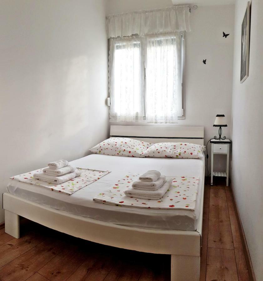 Apartment On Hvar Island フヴァル エクステリア 写真